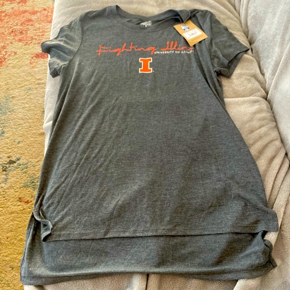 4 for $30. Sz M NWT Ladies Soft, Grey/Orange Univ of Illinois Top/T-Shirt. New! - Picture 1 of 6